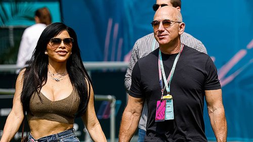 Lauren Sanchez Rocks Crop Top Holding Hands With BF Jeff Bezos At Miami ...