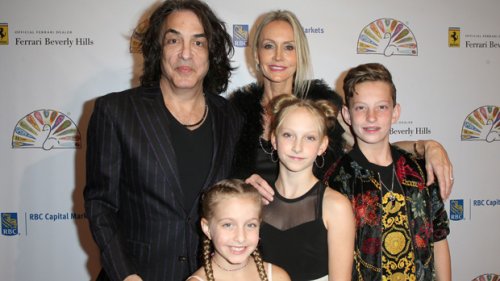 KISS Frontman Paul Stanley Shares Rare Makeup-Free Photo In Selfie With ...