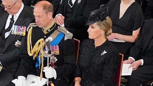 Prince Edward, Queen Elizabeth’s Son, Bursts Into Tears During Her Funeral