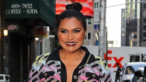 Mindy Kaling 43 Rocks Bikini And Sexy Swimsuits For New Campaign After 30 Lb Weight Loss