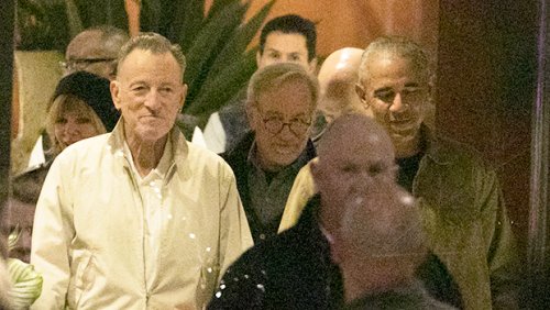 Barack & Michelle Obama Have Rare Night Out With Bruce Springsteen & Wife Patti Scialfa In Spain