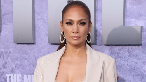 Jennifer Lopez Shares Sexy Selfie From Bed While Wearing Lacy Lingerie