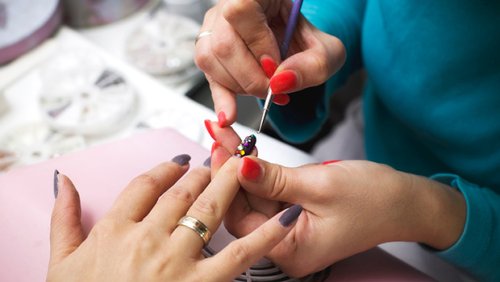 Say Goodbye to Expensive Salons and Hello to Naillboo for Your Go-To Nails!