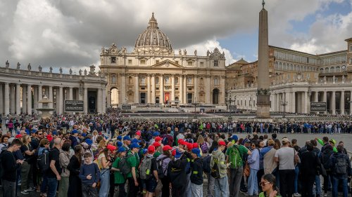 Pope Francis’ Funeral to Air Live from Vatican City: How to Stream the Services Online