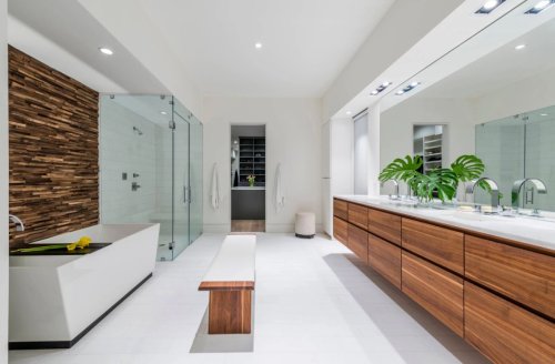 How A Bathroom Bench Can Totally Change This Room
