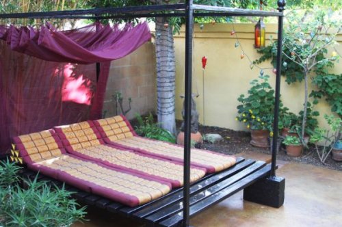 37 Outdoor Beds That Offer Pleasure, Comfort And Style