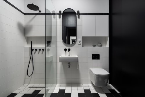 15 Practical Walk-In Shower Ideas for Small Bathrooms