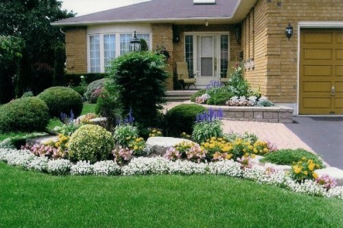 5 Easy Ways to Add Curb Appeal in Time for Spring