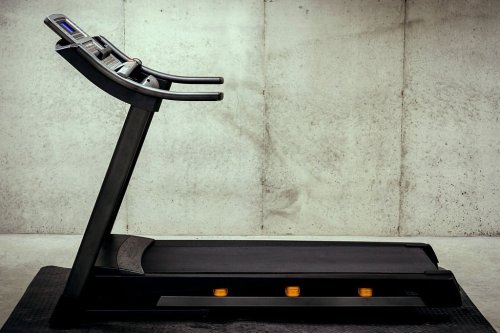 How Much Does a Treadmill Weigh? - Home Fitness About 2023