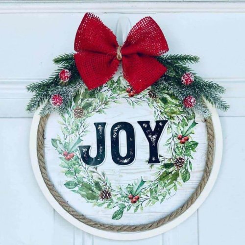 DIY Christmas Joy Wreath