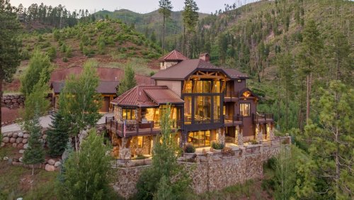 8 Magnificent Mountain Mansions for Those Who Love Rustic Luxury