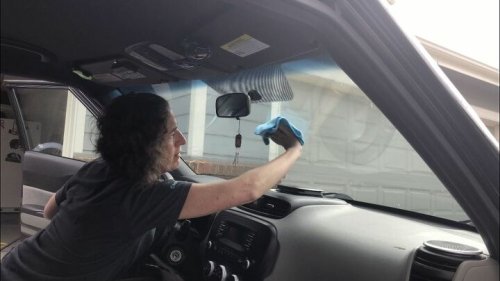 The secret to cleaning the inside of your windshield without leaving streaks