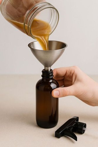 Moldy leaves? Fuzzy soil? This cinnamon spray is the solution  