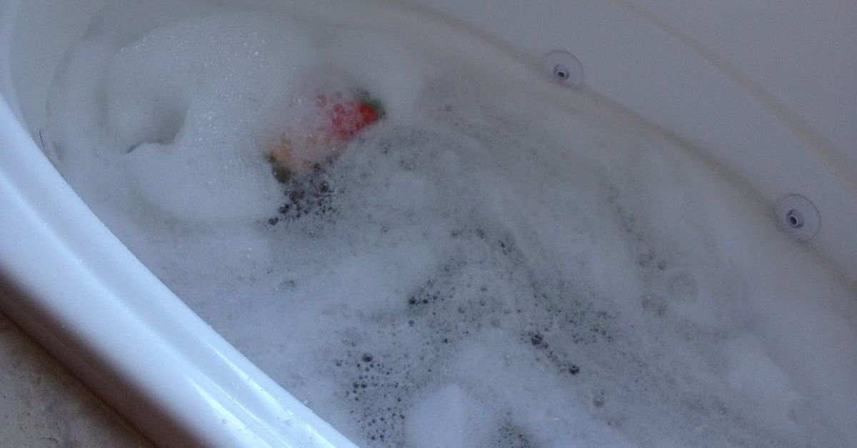 How to Clean Oven Racks (In the Bathtub)