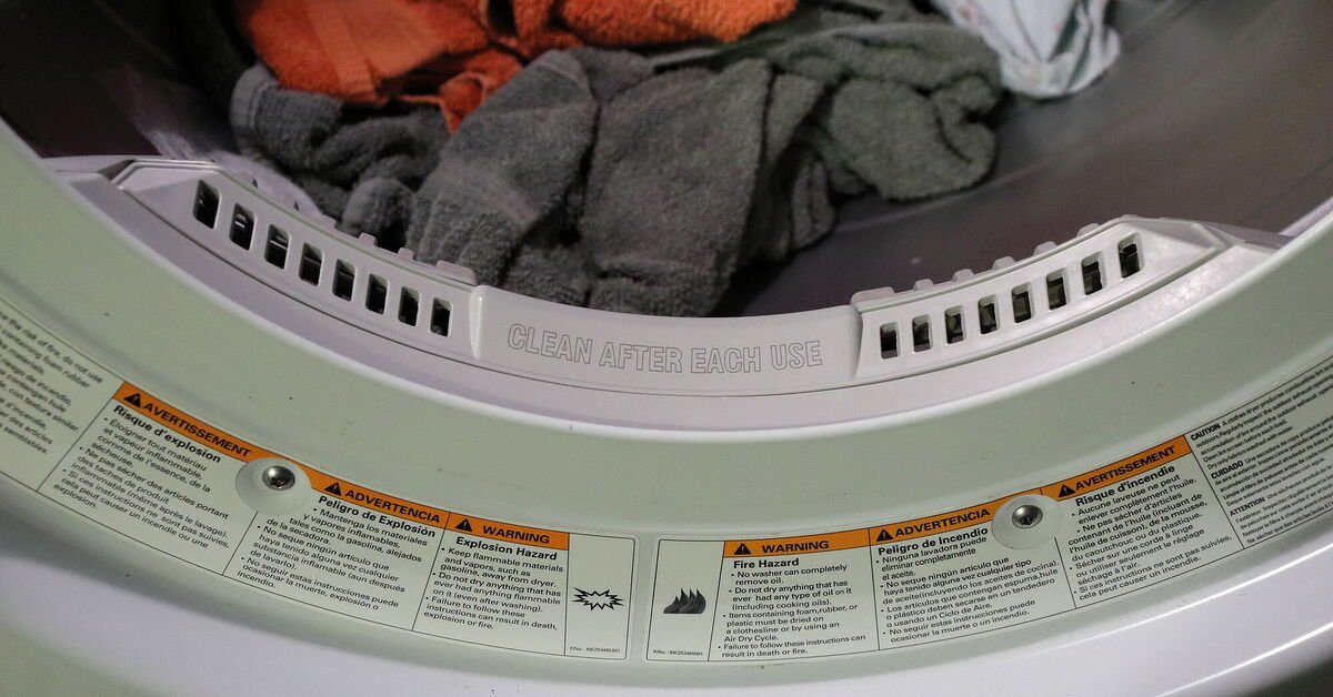 Simple Instructions: How to Remove Dryer lint trap housing
