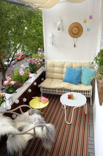 A Simple and stunning transformation of an ordinary balcony | homify