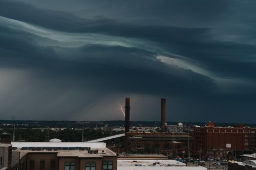 NWS Milwaukee Issues Weather Alert as Showers and Thunderstorms Expected in Southeast Wisconsin