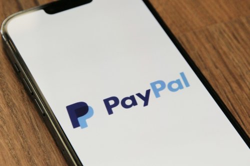 Thousand Oaks Residents Warned of Sophisticated Courier Scam Impersonating Major Brands