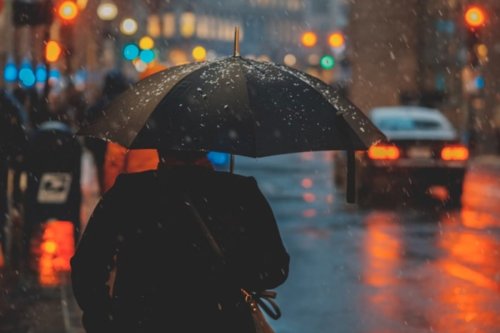 Indianapolis Braces for Showers and Thunderstorms Amid Varied Weather This Week