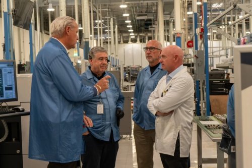 Senator Mark Kelly Advocates for Arizona in Phoenix Visit, Tackles Tariff Impact and Medicaid Cuts