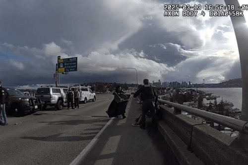 Seattle Police and Washington State Patrol Display Compassion on Ship Canal Bridge During Mental Health Crisis Intervention