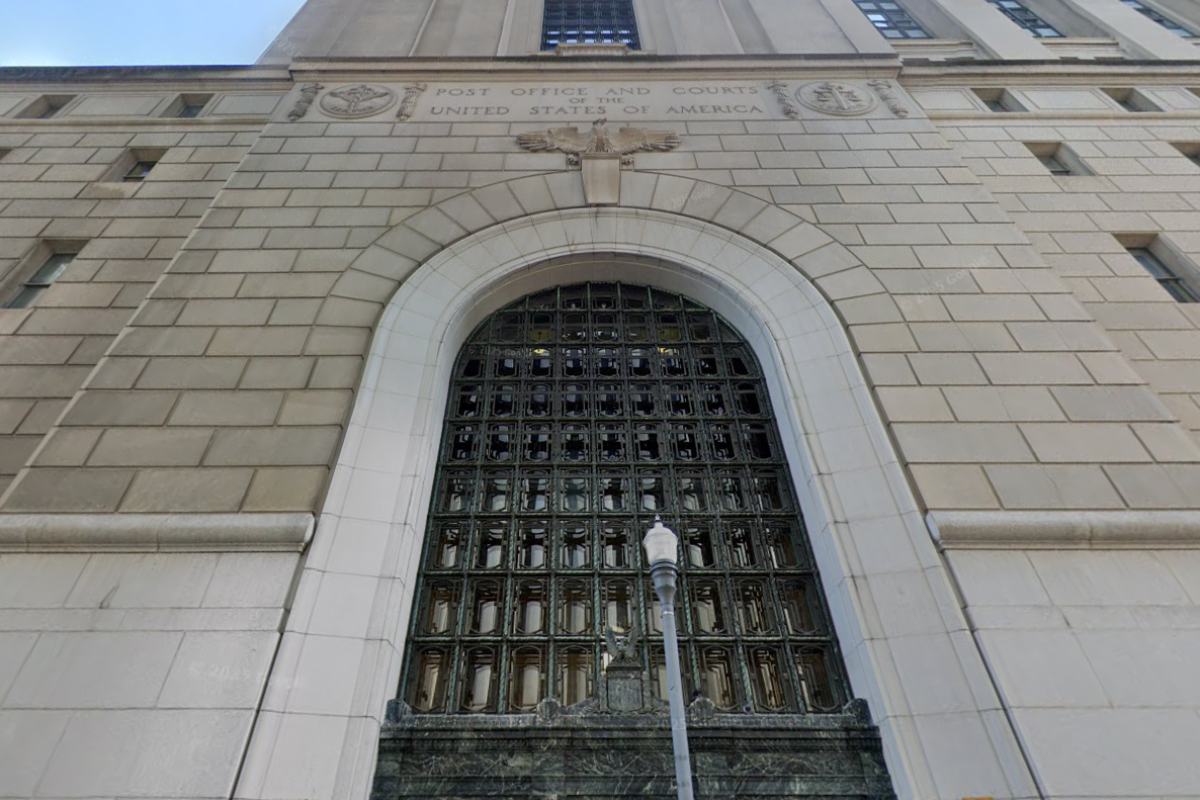 Feds Charge Pittsburgh Lawyer In $1.38M Duquesne Incline Cash Grab