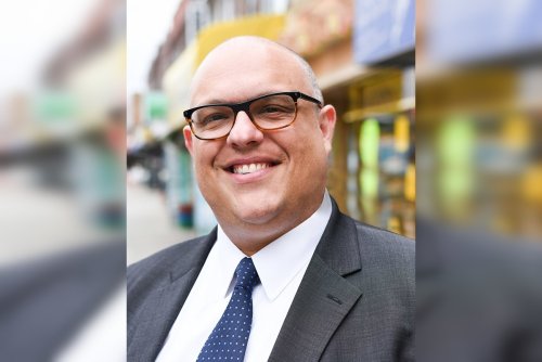 New York City Council Member Advocates for $1.2 Billion Tesla Divestment Amid Stock Turbulence