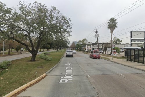 Elderly Pedestrian Fatally Struck by Vehicle on Richmond Avenue in Houston