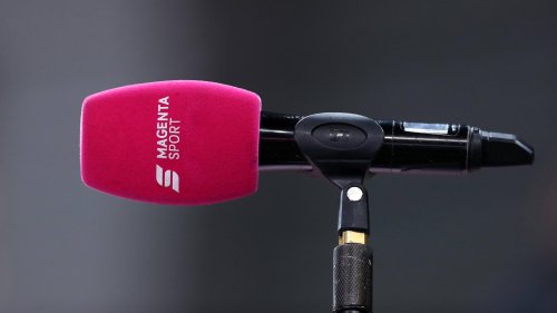 Laut Bild: Telekom sichert sich Rechte für Fußball-WM 2026 - HORIZONT