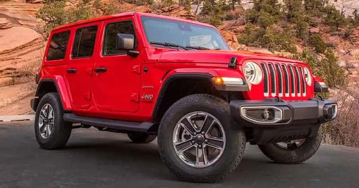 Check Out The Incredibly Efficient And Modern Interior Of The 2022 Jeep Wrangler