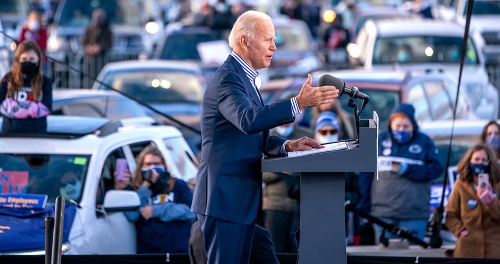 Here’s How Joe Biden Is Planning To Install 500,000 EV Charging Stations In The US