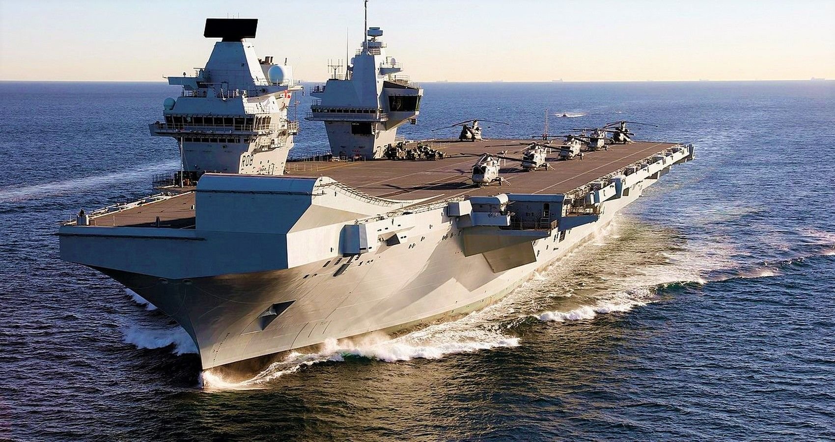10 Things We Just Learned About the Royal Navy's Queen Elizabeth Class Carriers