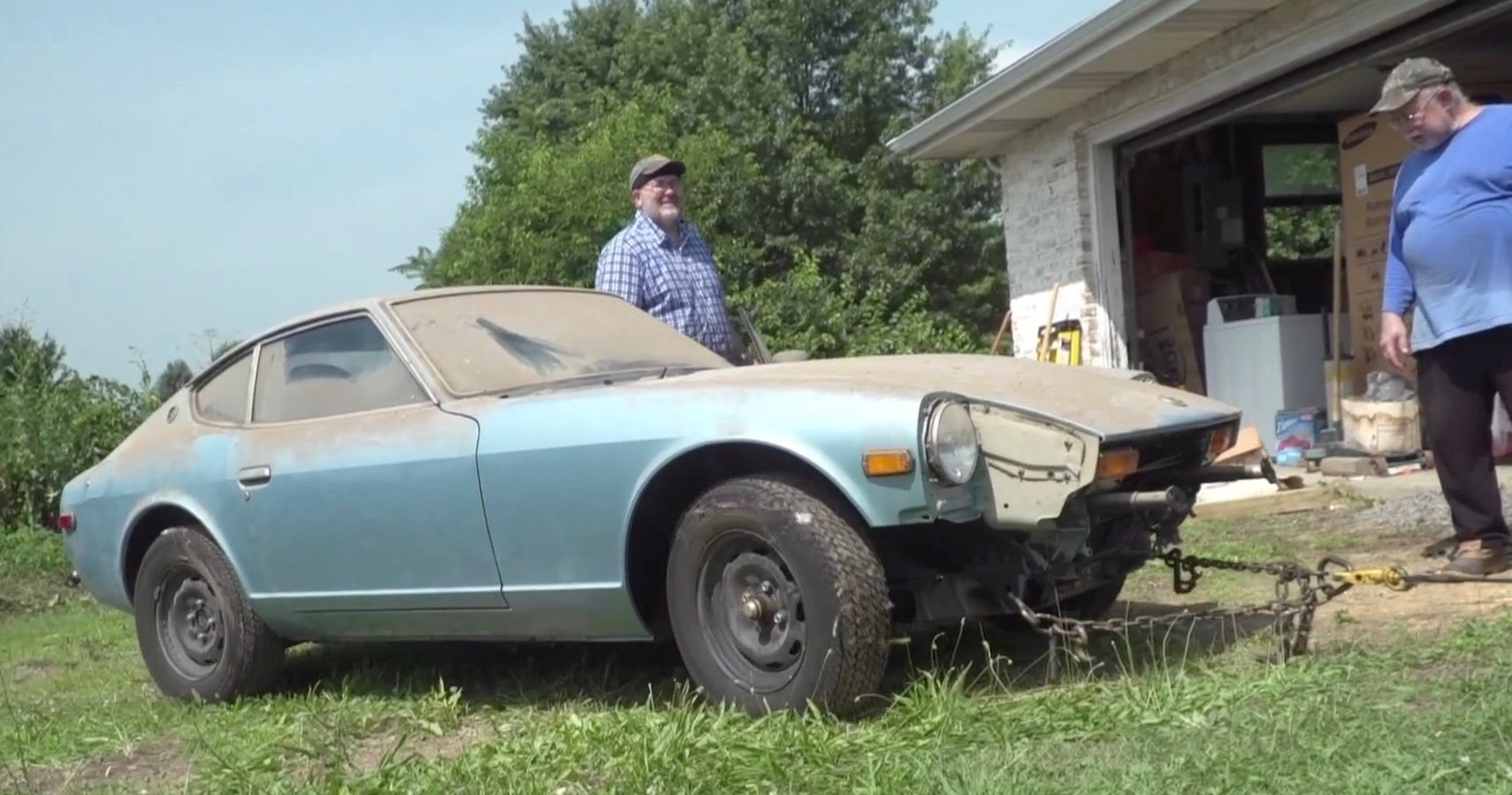 It's About Time This Rare Datsun 280z Barn Find Got Washed After 44 Years Collecting Dust
