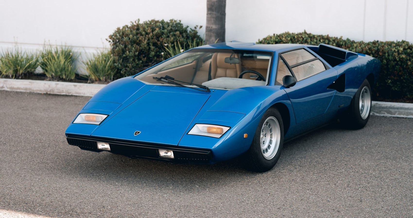 These Are The 5 Most Gorgeous Sports Cars Ever (5 Ugly Ones That Are Way Faster)
