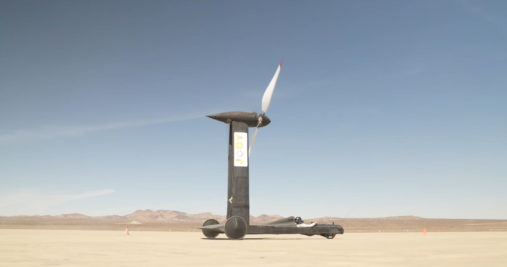 The Blackbird Wind Rover: The Most Counterintuitive Machine That Actually Works
