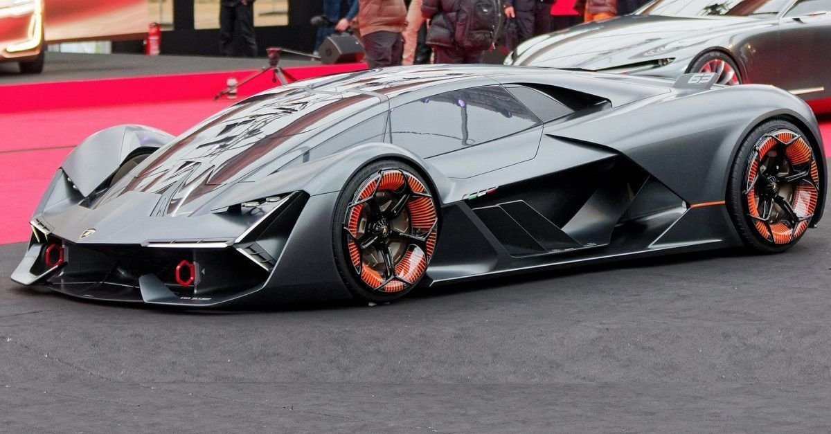 5 Lamborghinis That Were Modified To The Next Level (5 Factory Lambos That Are Even Wilder)