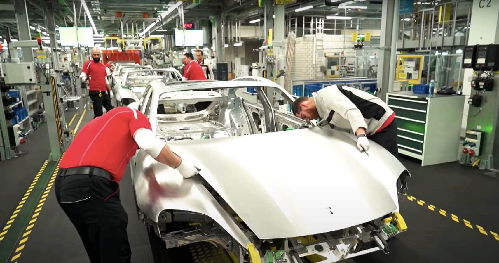 New Porsche Documentary Gives Look Inside Taycan Assembly Line