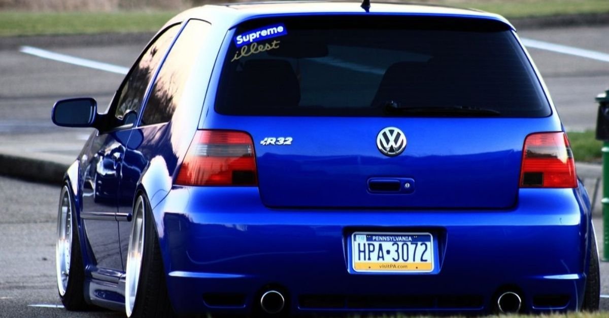 Here's What The 2004 Volkswagen R32 Costs Today