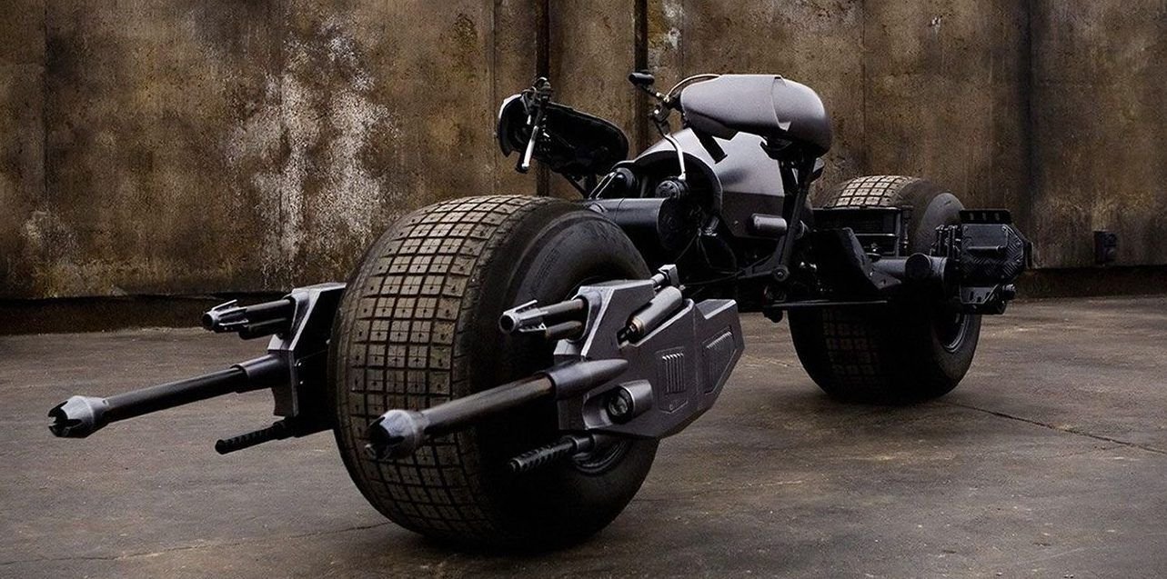 A Detailed Look At The Motorcycle Batman Drove In The Dark Knight