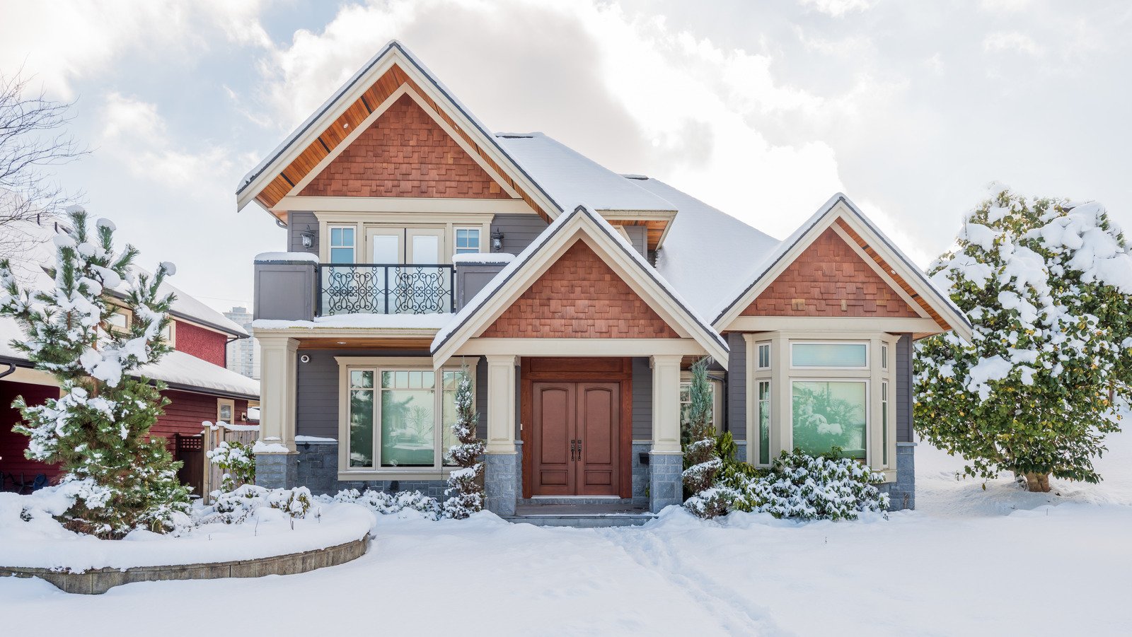 Why Winter Might Be The Best Time To Buy A House