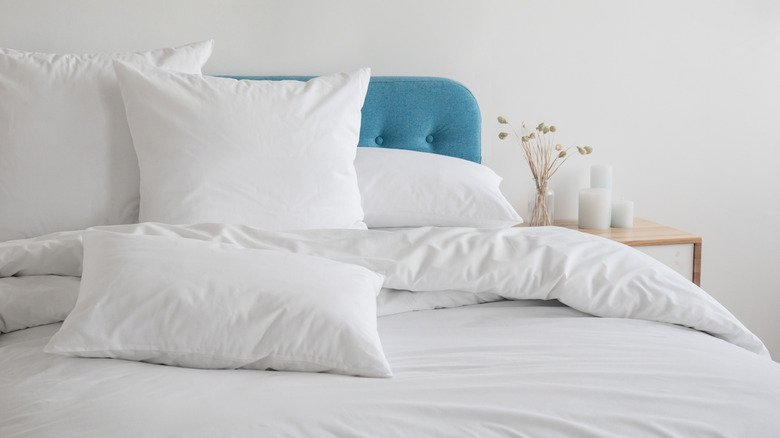 Cleaning Tips That Leave Your Bed Smelling Amazing