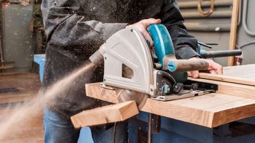5 Tips To Help You Safely Use A Table Saw