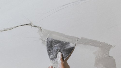 How To Fix An Unsightly Crack In Your Ceiling With Some DIY Handiwork