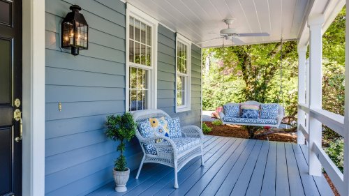 Adding A Ceiling Fan Outdoors Can Make For Breezy Summer Nights, And Here's How