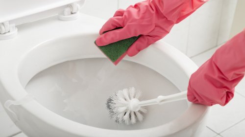 Don't Skip This Important Last Step When Giving Your Bathroom A Deep Clean