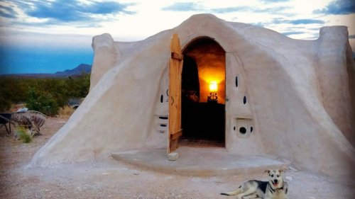 You Can Stay In A Texas Airbnb That's An Adobe Dome