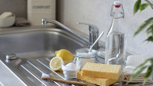 5 Things In Your Home You Should Never Clean With Vinegar