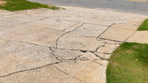 Is Magic Crack Filler As Magical As It Claims To Be For Repairing Unsightly Cracks?