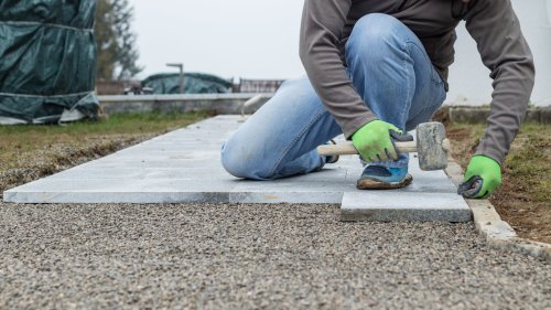 Budget-Friendly DIY Garden Path Ideas That Are Worth Trying