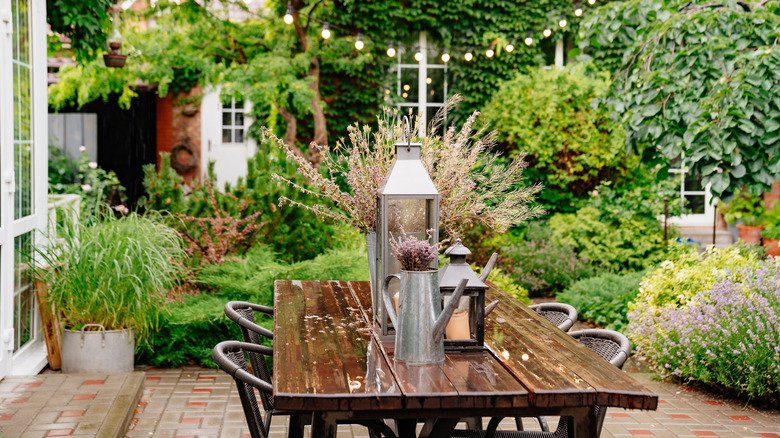 30 Small Backyard Landscaping Ideas That Will Transform Your Space